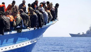 IMMIGRAZIONE: MILLE IN SALVO. SU GOMMONE ANCHE UN CADAVERE