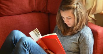 Coronavirus, le voci degli studenti: “Con lo studio combattiamo la solitudine”